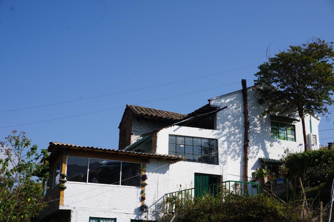 Hospedaje Bella Vista Mongui Exterior photo
